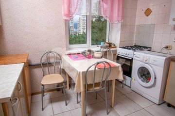 Фото №1: 3-комнатная квартира 61&nbsp;м², 5/5&nbsp;эт. - Геленджик, мкр. Толстый Мыс, ул. Котовского, 11
