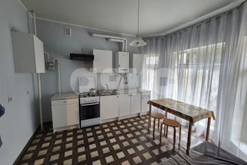 Фото №1: 1-комнатная квартира 50 м², 2/4 эт. - Геленджик, ул. Свердлова, 18А