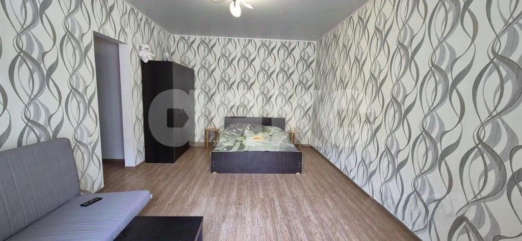 Фото №7: 1-комнатная квартира 50&nbsp;м², 2/4&nbsp;эт. - Геленджик, ул. Свердлова, 18А