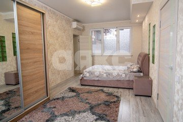 Фото №2: 2-комнатная квартира 70 м² - Геленджик, мкр. жилой комплекс Акварель, пер. Больничный, 4к7