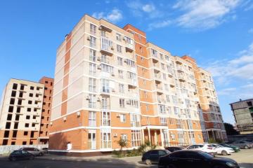 Фото №1: 1-комнатная квартира 38&nbsp;м², 8/8&nbsp;эт. - Горячий Ключ, мкр. Администрация, ул. Рябиновая, 2Бк2