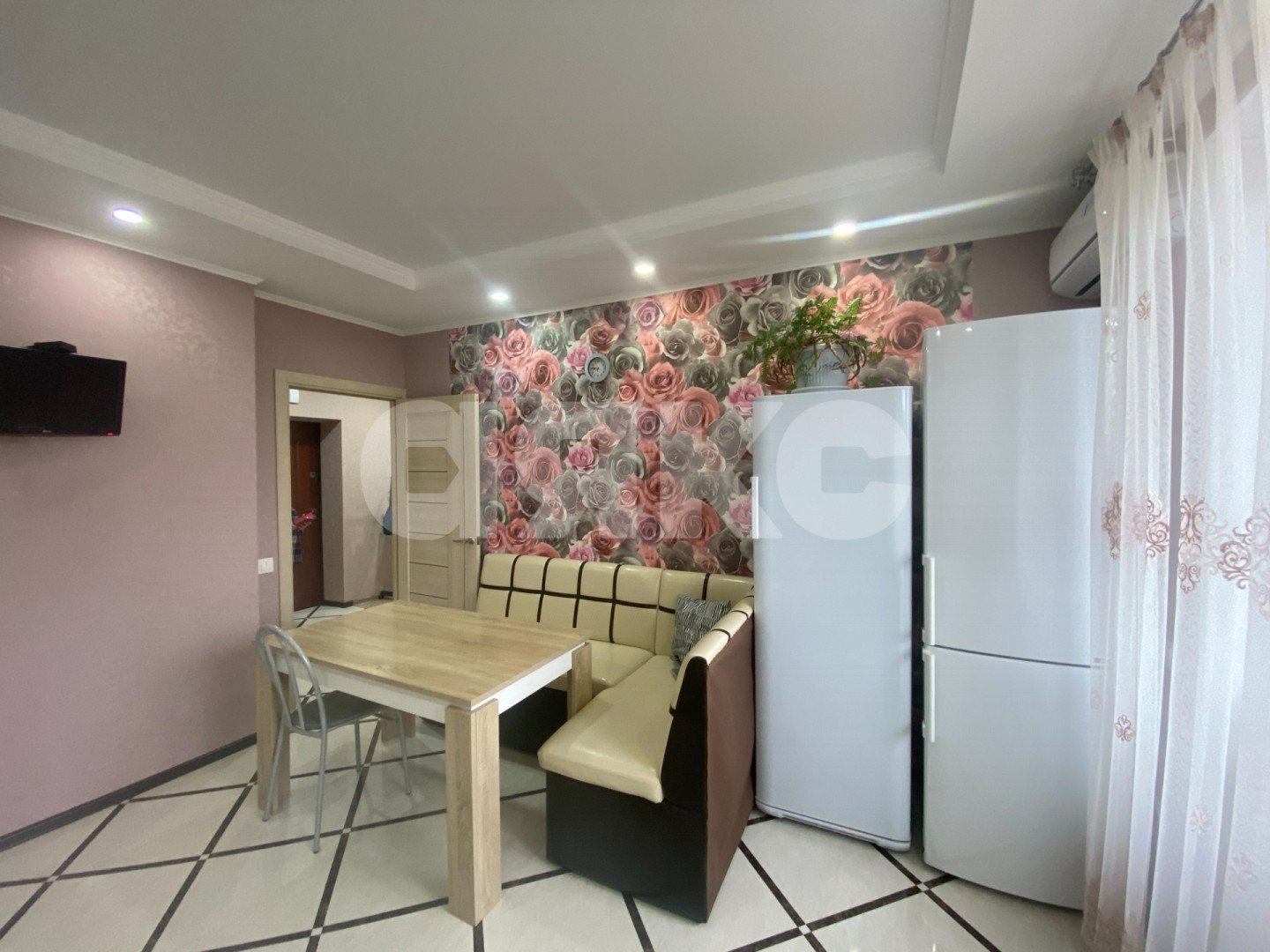 Фото №5: 2-комнатная квартира 72&nbsp;м², 5/5&nbsp;эт. - Горячий Ключ, мкр. Администрация, ул. Озёрная, 10
