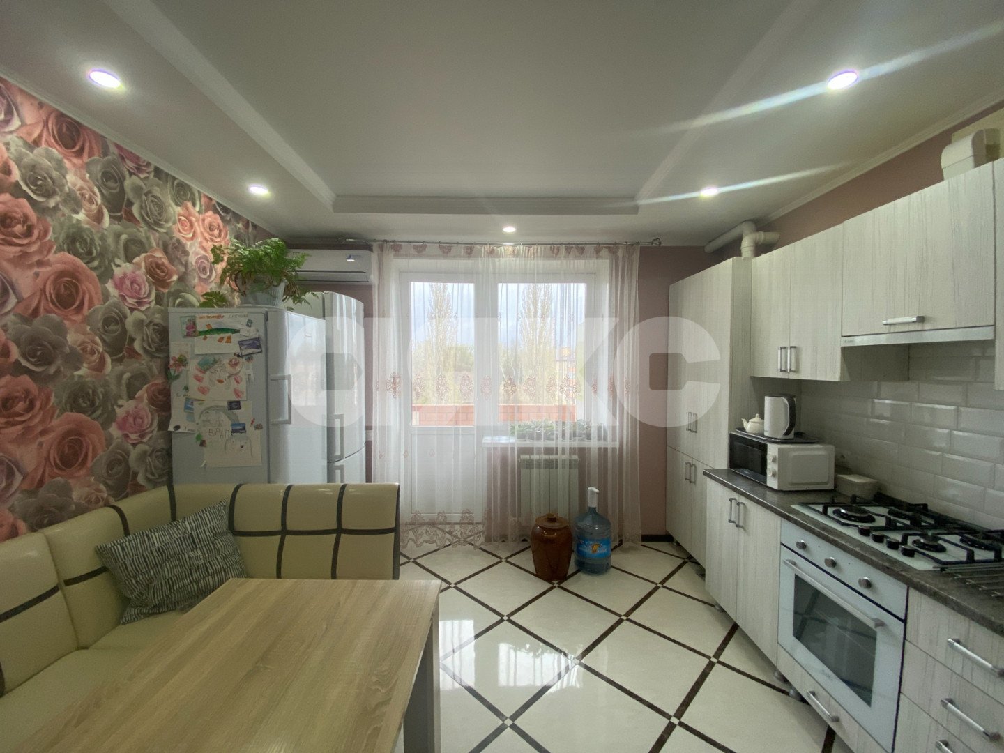 Фото №7: 2-комнатная квартира 72&nbsp;м², 5/5&nbsp;эт. - Горячий Ключ, мкр. Администрация, ул. Озёрная, 10
