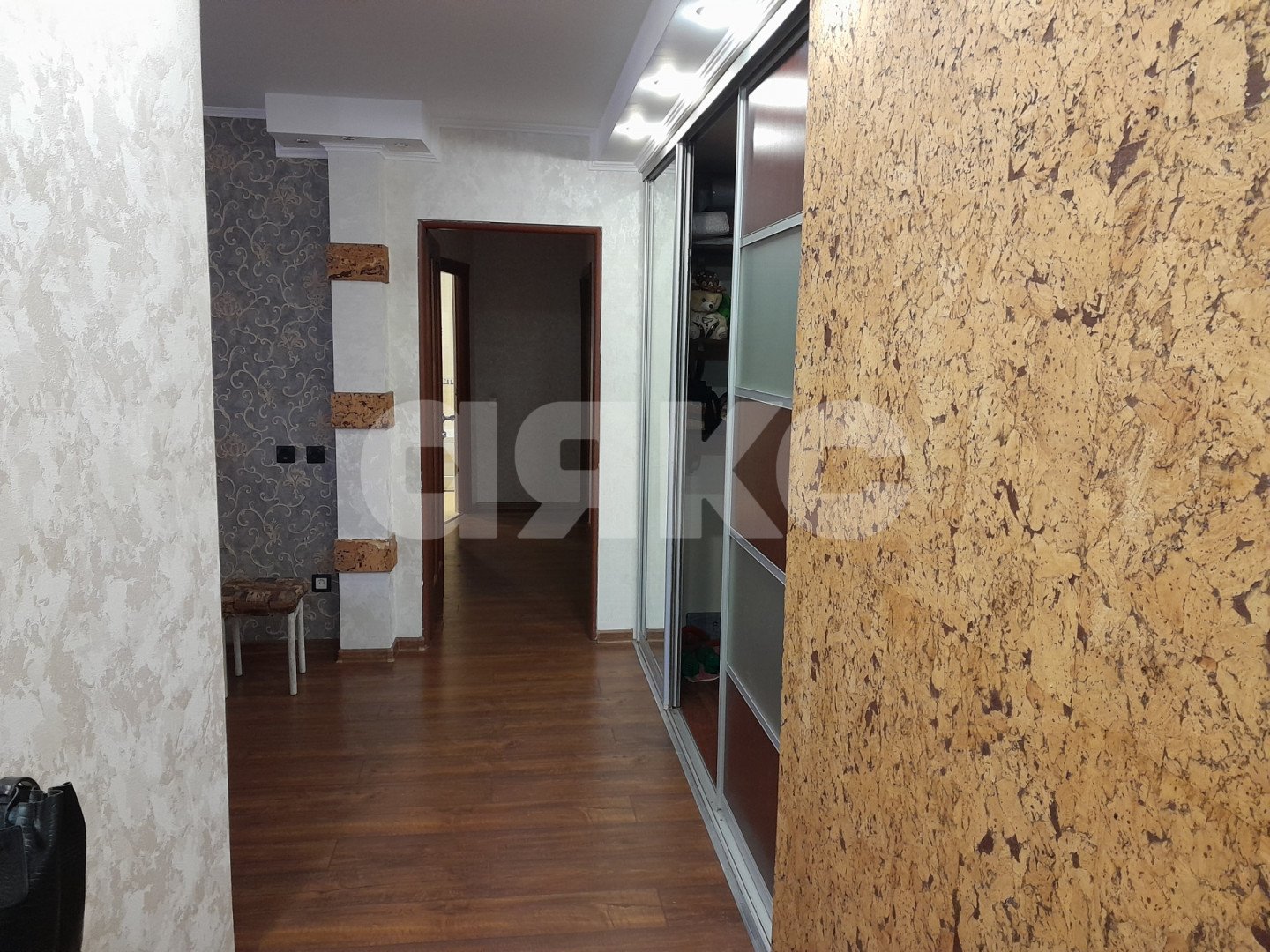 Фото №7: 2-комнатная квартира 92&nbsp;м², 3/9&nbsp;эт. - Горячий Ключ, мкр. Администрация, ул. Ленина, 195Б