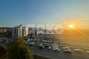 Фото №1: 2-комнатная квартира 51 м², 5/5 эт. - Горячий Ключ, мкр. Администрация, ул. Революции, 5