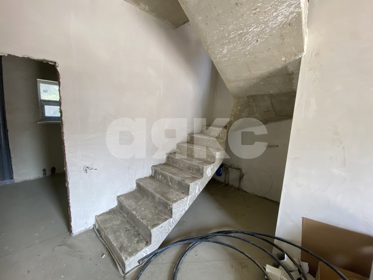 Фото №4: Дом 122&nbsp;м² + 3.2&nbsp;сот., 2&nbsp;эт. - Горячий Ключ, мкр. Старый Рынок, ул. Набережная, 3В/2А
