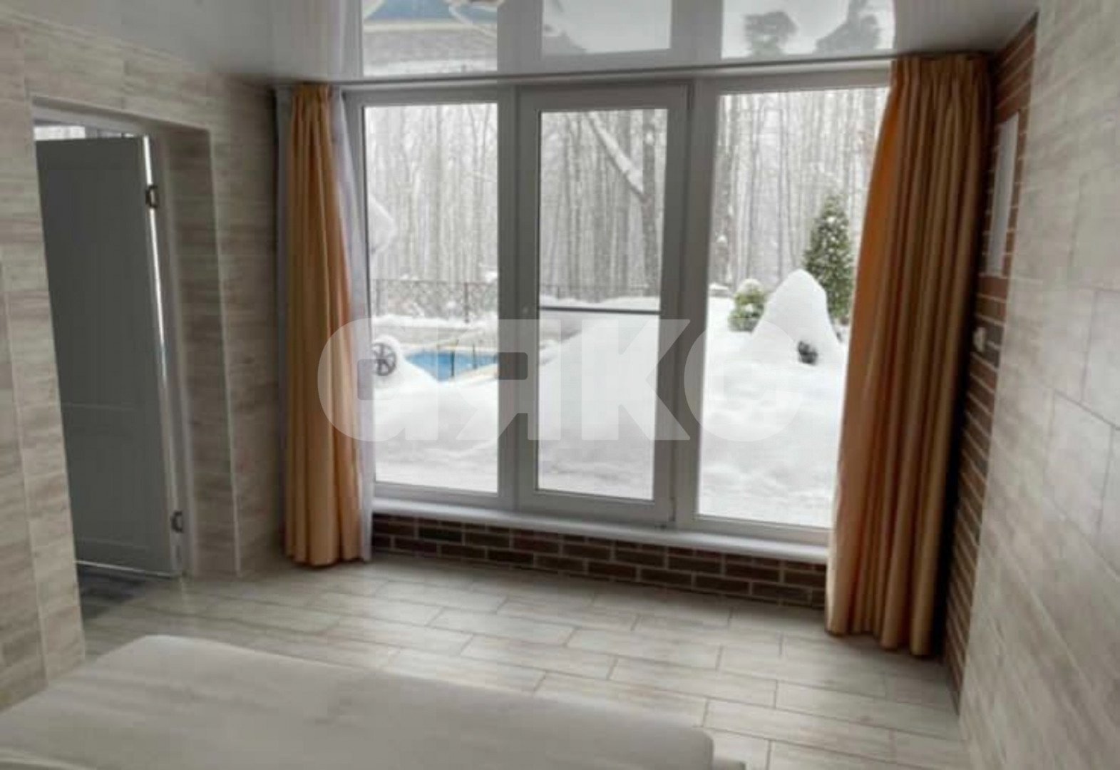 Фото №5: Дом 331&nbsp;м² + 12&nbsp;сот., 3&nbsp;эт. - Горячий Ключ, Городская Больница, мкр. СТ Кунпанова Поляна, ул. Вишнёвая