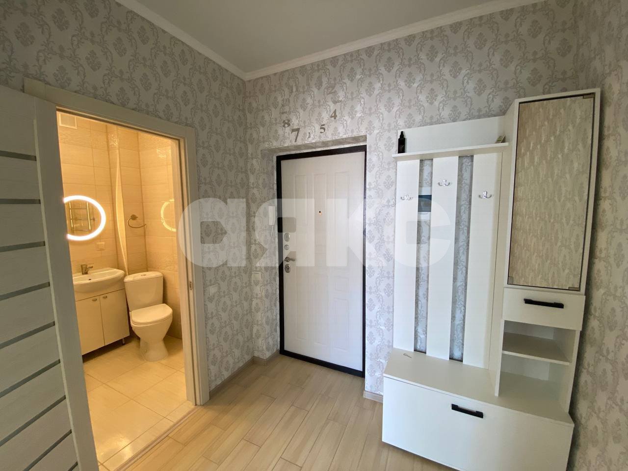Фото №3: 1-комнатная квартира 37&nbsp;м², 1/4&nbsp;эт. - Горячий Ключ, мкр. Развилка, ул. Энгельса, 2В