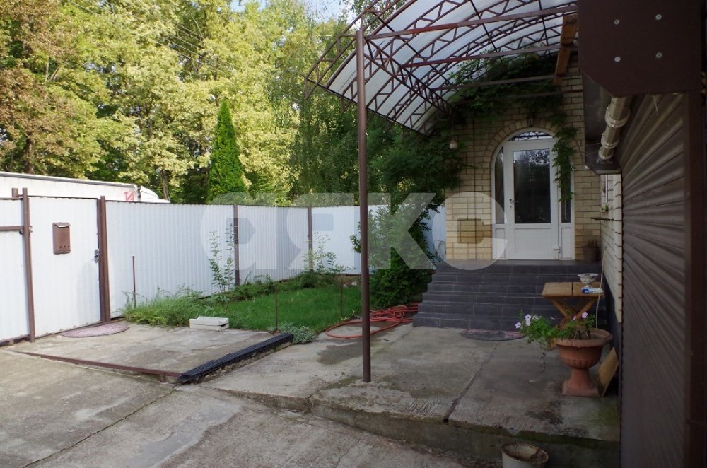Фото №13: Дуплекс 258&nbsp;м² + 8.5&nbsp;сот., 2&nbsp;эт. - Горячий Ключ, мкр. Развилка, ул. Строителей