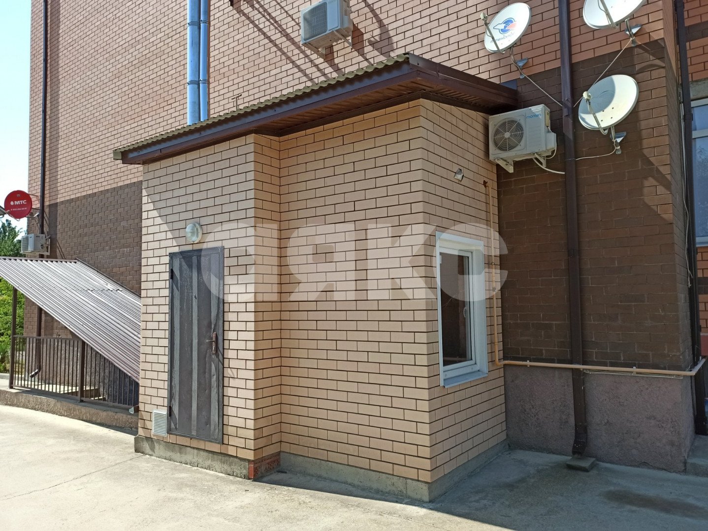 Фото №2: Коммерция 220&nbsp;м², -1/6&nbsp;эт. - Горячий Ключ, мкр. Администрация, ул. Пономаренко, 24В