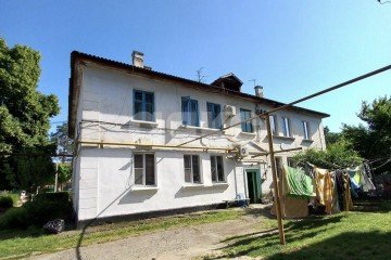 Фото №1: 2-комнатная квартира 46 м², 1/2 эт. - Горячий Ключ, мкр. Курортная Зона, ул. Ленина, 139