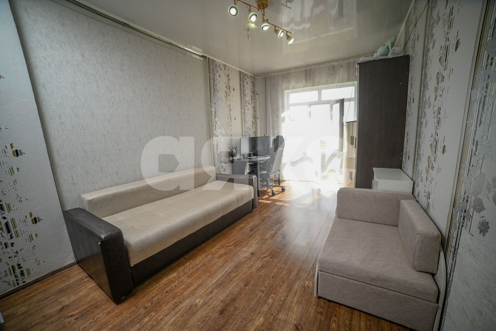 Фото №2: 1-комнатная квартира 35&nbsp;м², 6/6&nbsp;эт. - Геленджик, ул. Средняя, 18