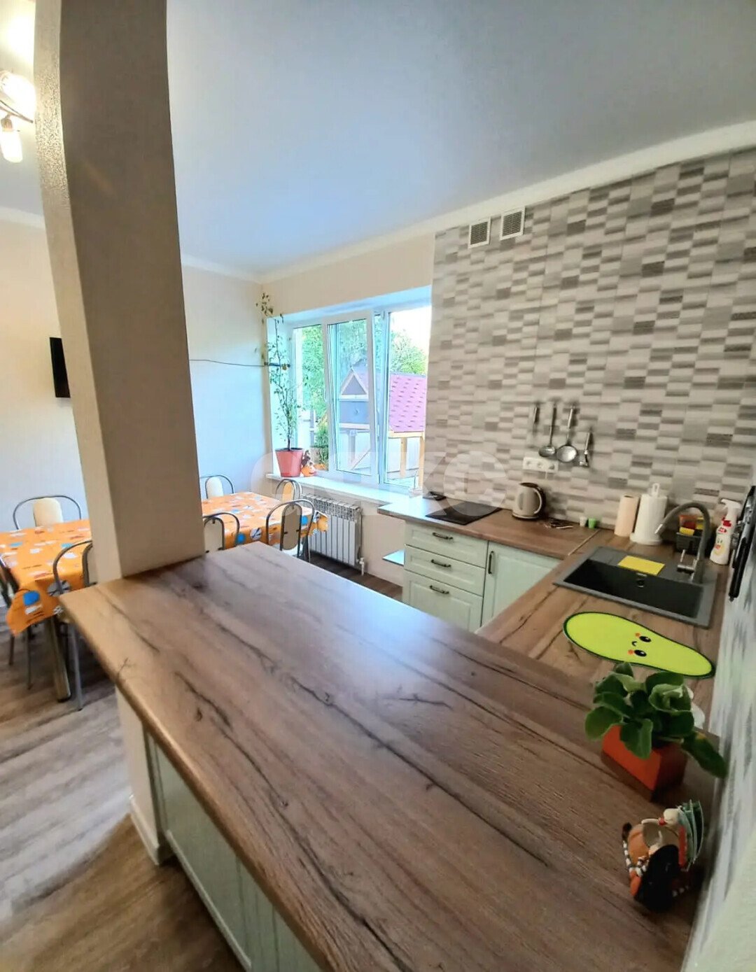 Фото №7: Коммерция 250&nbsp;м², 2/2&nbsp;эт. - Каменномостский, ул. Набережная