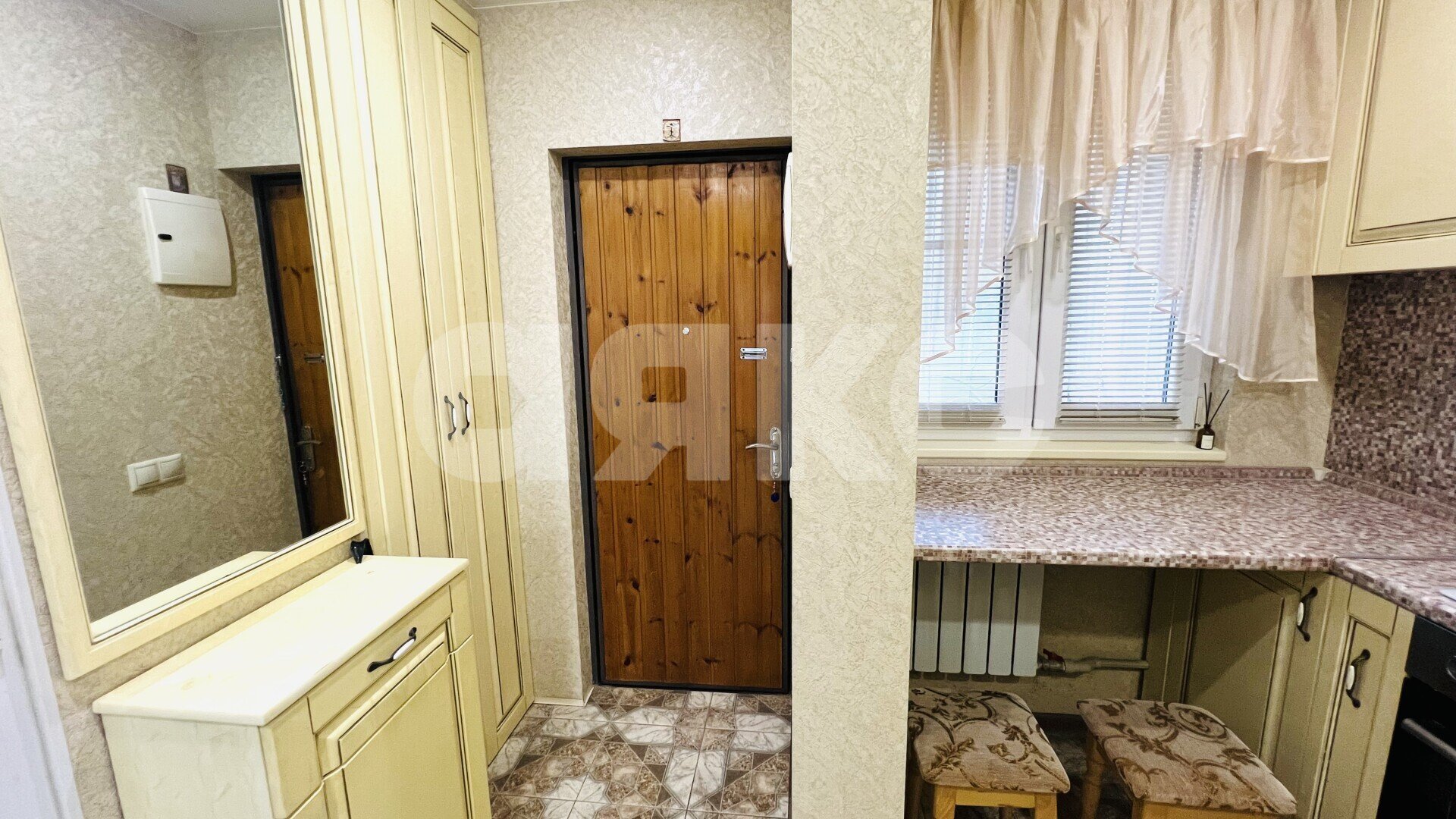 Фото №9: 1-комнатная квартира 28&nbsp;м², 4/4&nbsp;эт. - Сочи, Центральный, мкр. Заречный, ул. Гагарина, 28