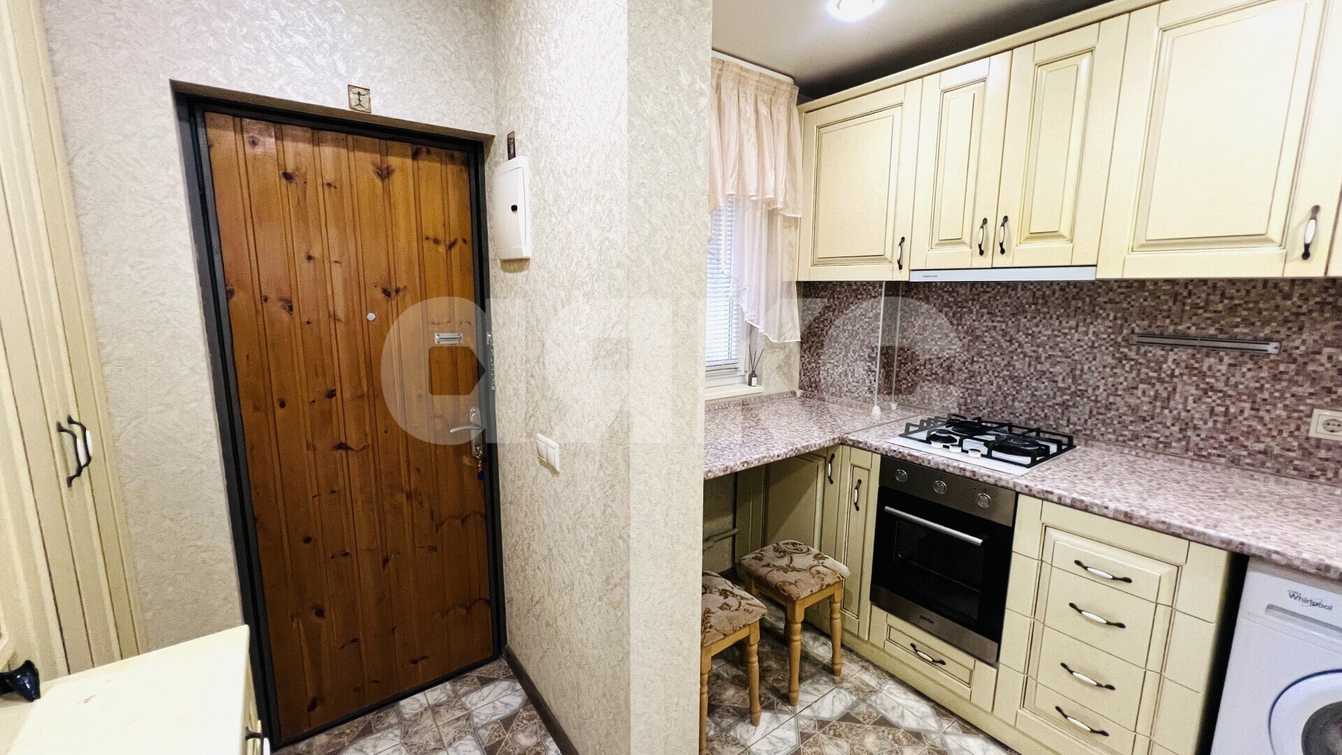 Фото №8: 1-комнатная квартира 28&nbsp;м², 4/4&nbsp;эт. - Сочи, Центральный, мкр. Заречный, ул. Гагарина, 28