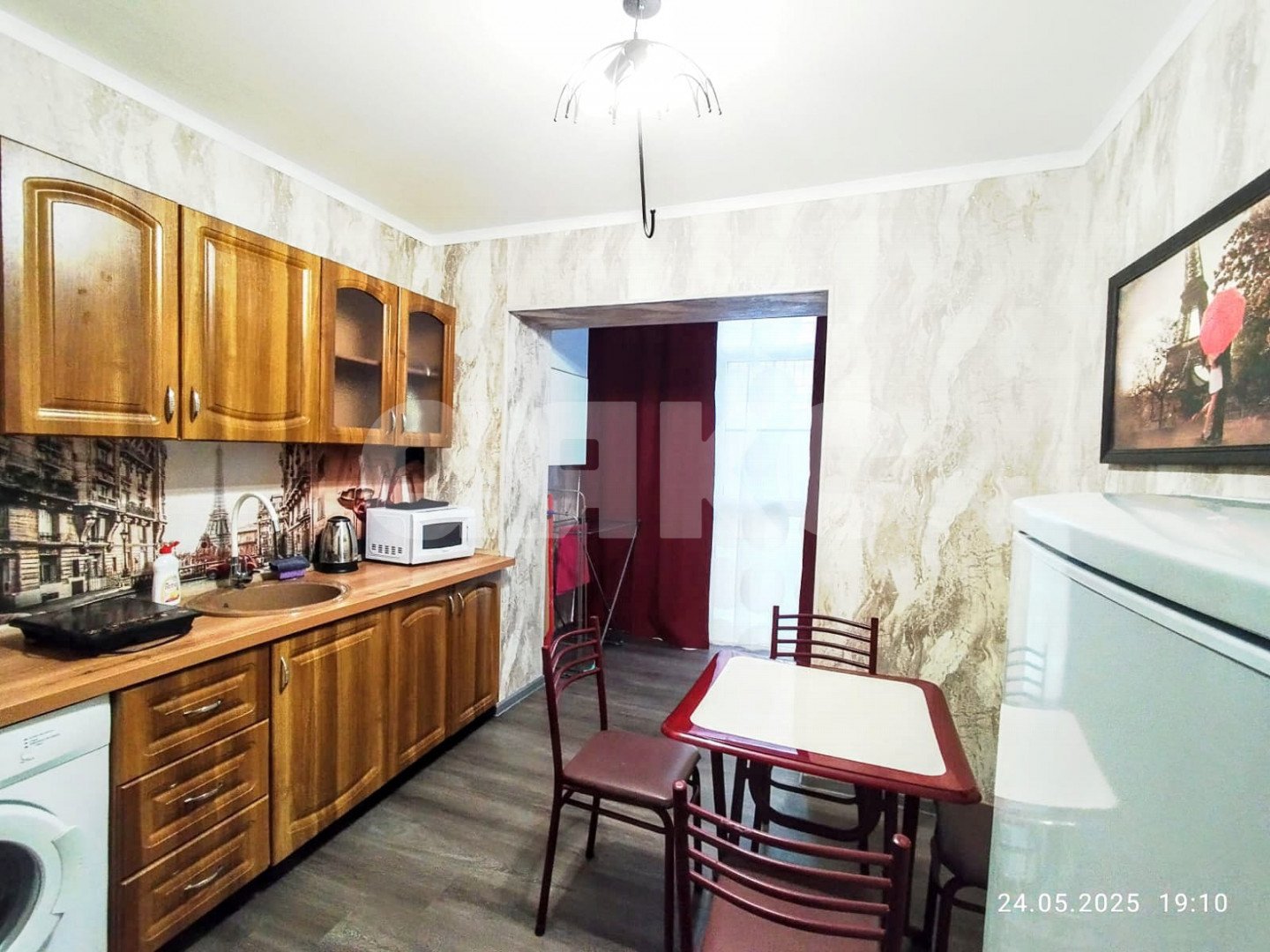 Фото №1: 1-комнатная квартира 32&nbsp;м², 1/2&nbsp;эт. - Геленджик, ул. Гоголя, 11А