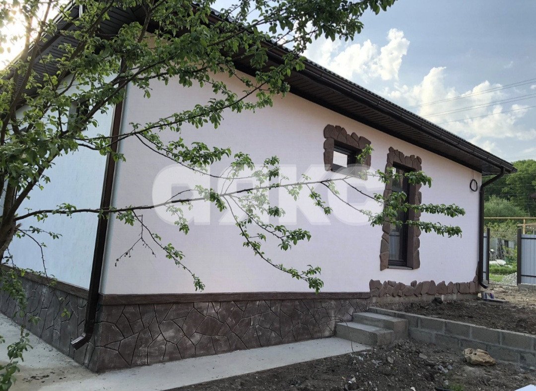 Фото №3: Дом 80&nbsp;м² + 6&nbsp;сот., 1&nbsp;эт. - Горячий Ключ, мкр. Заречье, ул. Земляничная