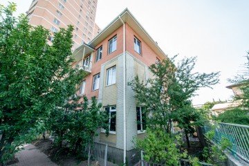 Фото №1: Коммерция 400 м² - Ростов-на-Дону, мкр. Каменка, ул. Борисоглебская, 28