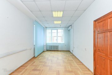 Фото №4: Коммерция 34 м² - Ростов-на-Дону, мкр. Западный, ул. Привокзальная площадь, 6А