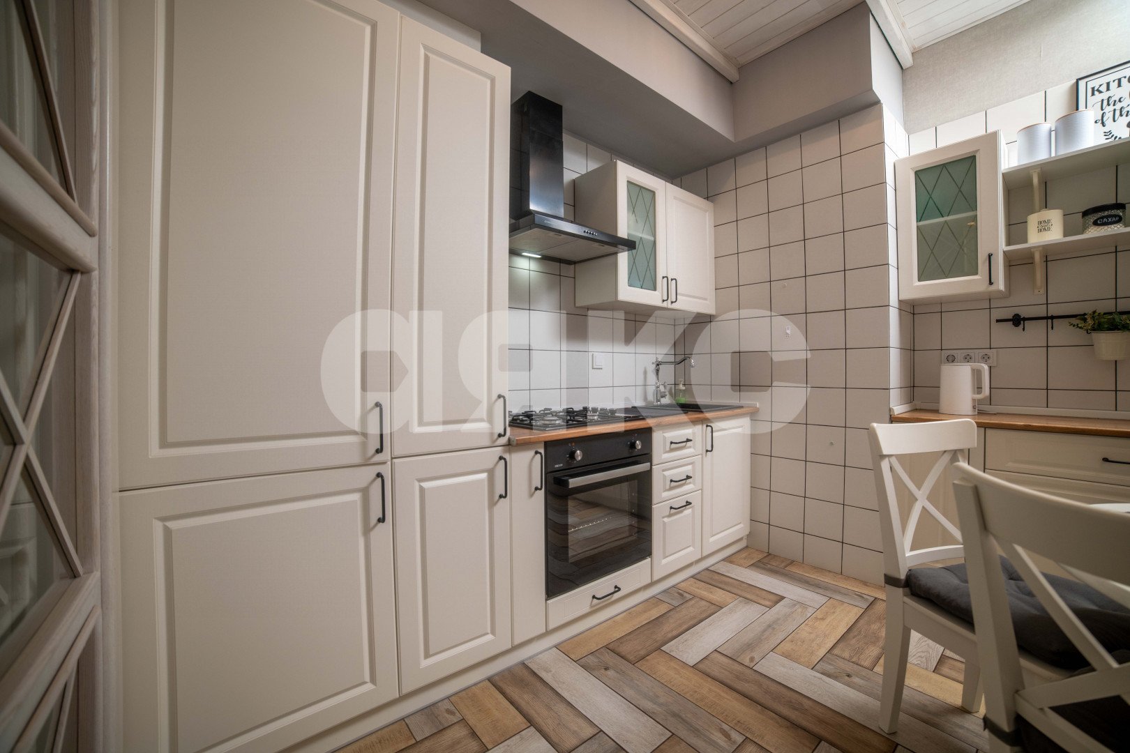 Фото №6: 2-комнатная квартира 74&nbsp;м², 2/8&nbsp;эт. - Геленджик, Толстый Мыс, мкр. жилой комплекс Черноморский, ул. Крымская, 19к7