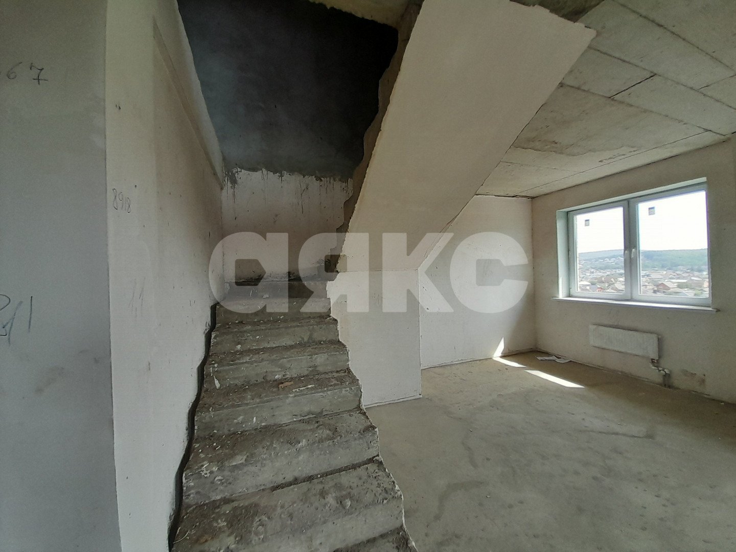 Фото №13: 4-комнатная квартира 102&nbsp;м², 9/10&nbsp;эт. - Горячий Ключ, мкр. Курортная Зона, ул. Ленина, 147А