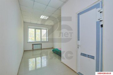 Фото №5: Готовый бизнес 1400 м² - Краснодар, мкр. Центральный, ул. Кубанская набережная, 38