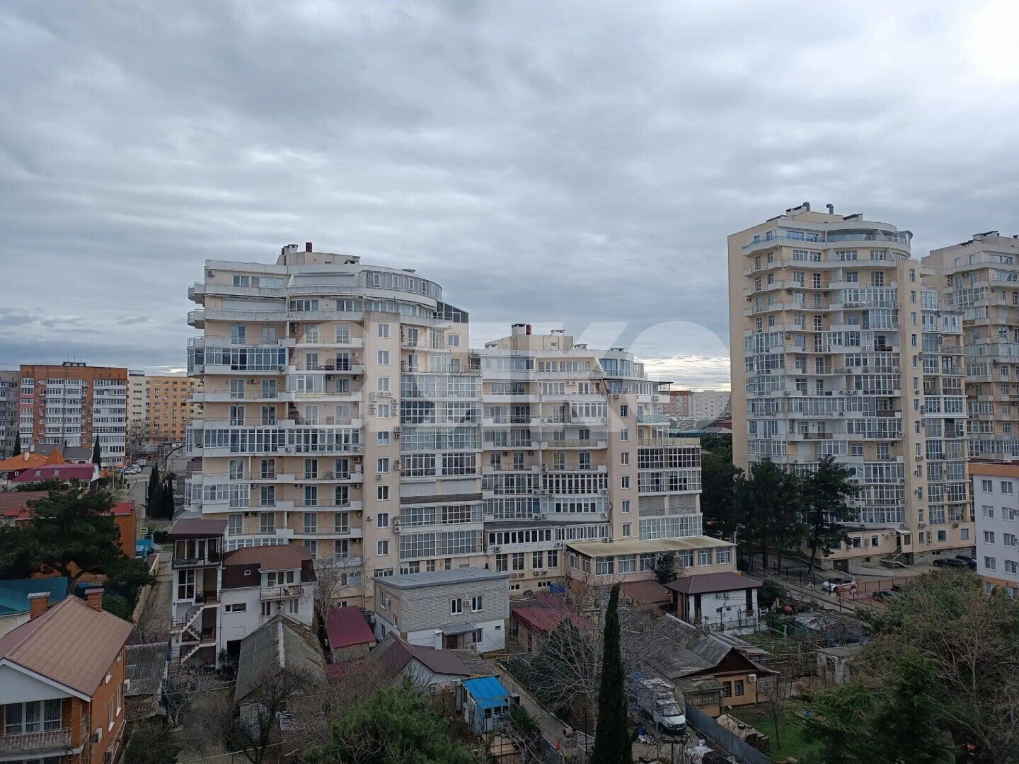 Фото №10: 1-комнатная квартира 55&nbsp;м², 8/11&nbsp;эт. - Геленджик, мкр. Толстый Мыс, ул. Приморская, 30А
