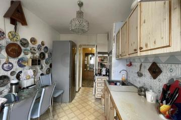 Фото №1: 4-комнатная квартира 75 м², 8/9 эт. - Краснодар, мкр. Комсомольский, ул. Симферопольская, 14