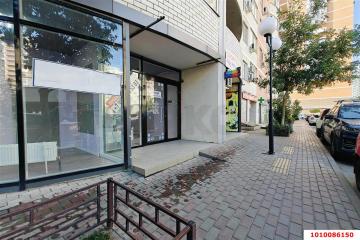 Фото №1: Торговое помещение 100 м², 1/9 эт. - Краснодар, мкр. жилой комплекс Инсити, ул. Командорская, 5/3