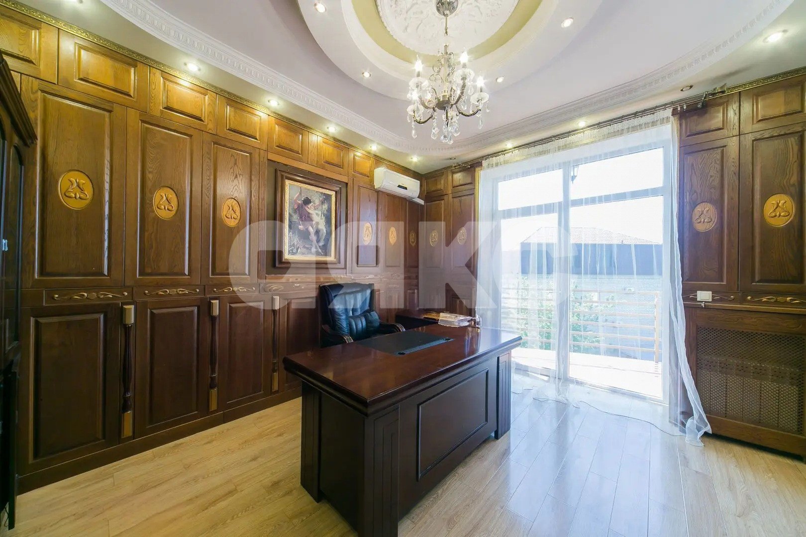 Фото №6: 5+-комнатная квартира 250&nbsp;м², 3/4&nbsp;эт. - Геленджик, ул. Сипягина, 7