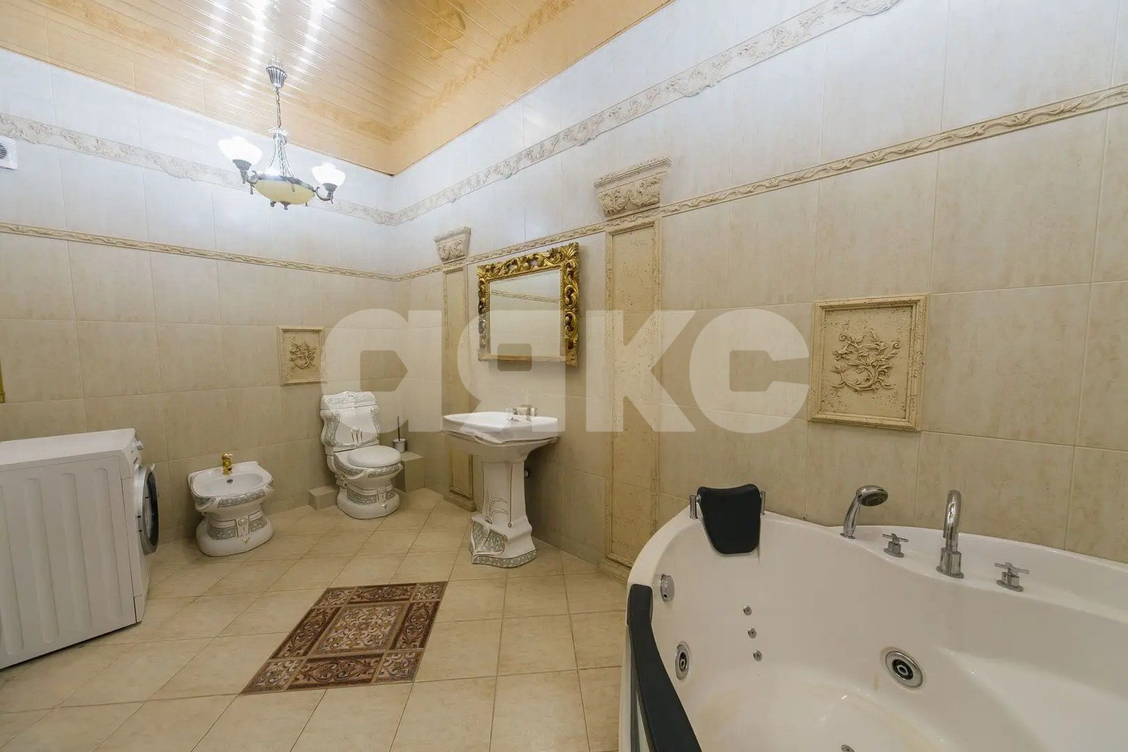 Фото №18: 5+-комнатная квартира 250&nbsp;м², 3/4&nbsp;эт. - Геленджик, ул. Сипягина, 7