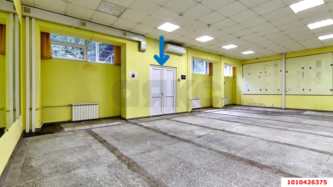 Фото №13: Торговое помещение 252 м² - Краснодар, Пашковский, ул. 1 Мая, 67