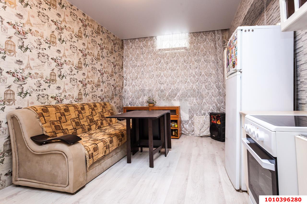 Фото №2: 2-комнатная квартира 61&nbsp;м² - Знаменский, Карасунский внутригородской округ, мкр. жилой комплекс Первомайский, ул. Первомайская, 36/7