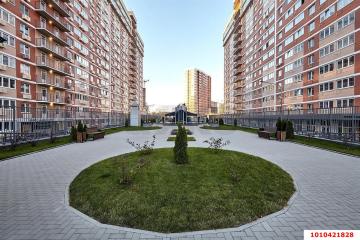 Фото №1: 2-комнатная квартира 43 м², 10/16 эт. - Краснодар, мкр. жилой комплекс Самолёт, ул. Западный Обход, 39/2