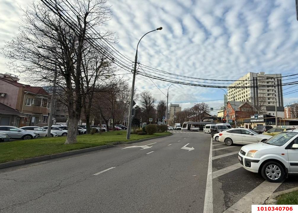 Фото №17: Отдельное здание 922&nbsp;м², 5&nbsp;эт. - Краснодар, мкр. Западный внутригородской округ, ул. Аэродромная, 33