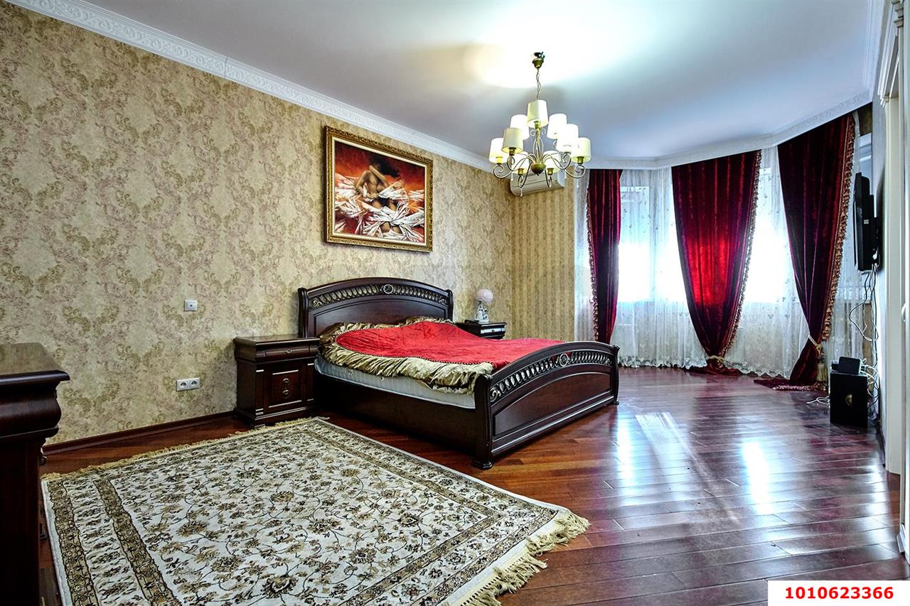 Фото №8: 3-комнатная квартира 127&nbsp;м², 2/9&nbsp;эт. - Краснодар, Прикубанский внутригородской округ, Фестивальный, мкр. Солнечный, ул. Архитектора Ишунина, 4