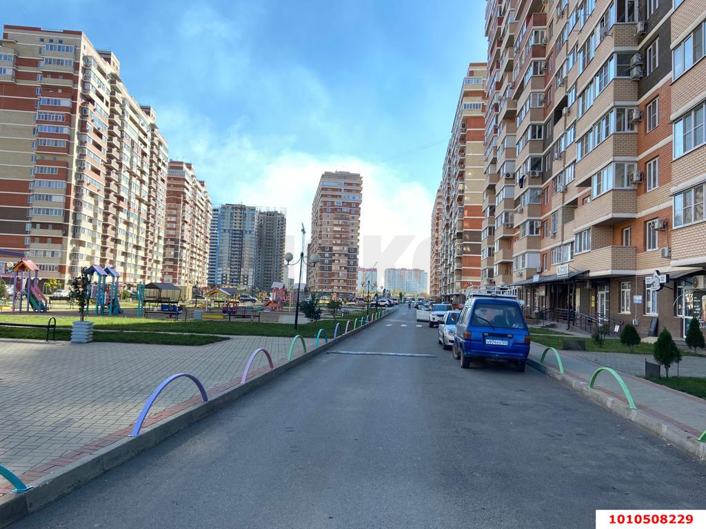 Фото №5: Торговое помещение 82&nbsp;м², 1/18&nbsp;эт. - Краснодар, Карасунский внутригородской округ, Гидростроителей, мкр. жилой комплекс Премьера, ул. Автолюбителей, 1/3к1