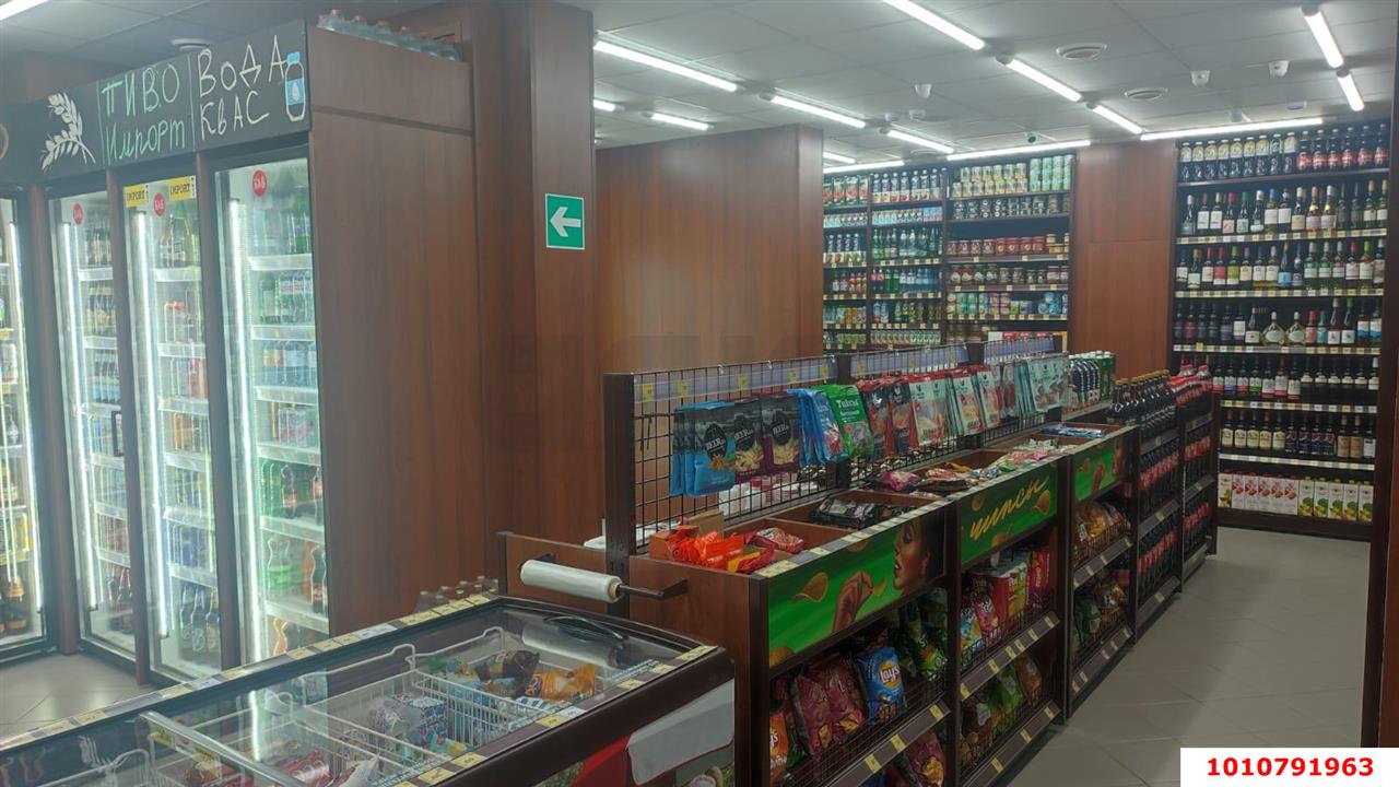 Фото №6: Торговое помещение 121&nbsp;м², 1/18&nbsp;эт. - Краснодар, Прикубанский внутригородской округ, имени Петра Метальникова, мкр. ЖК Выше, ул. Евгении Жигуленко, 25к1