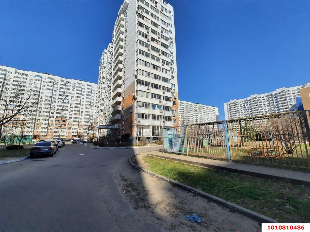 Фото №2: Торговое помещение 65 м² - Краснодар, Московский, ул. им. Байбакова Н.К., 12