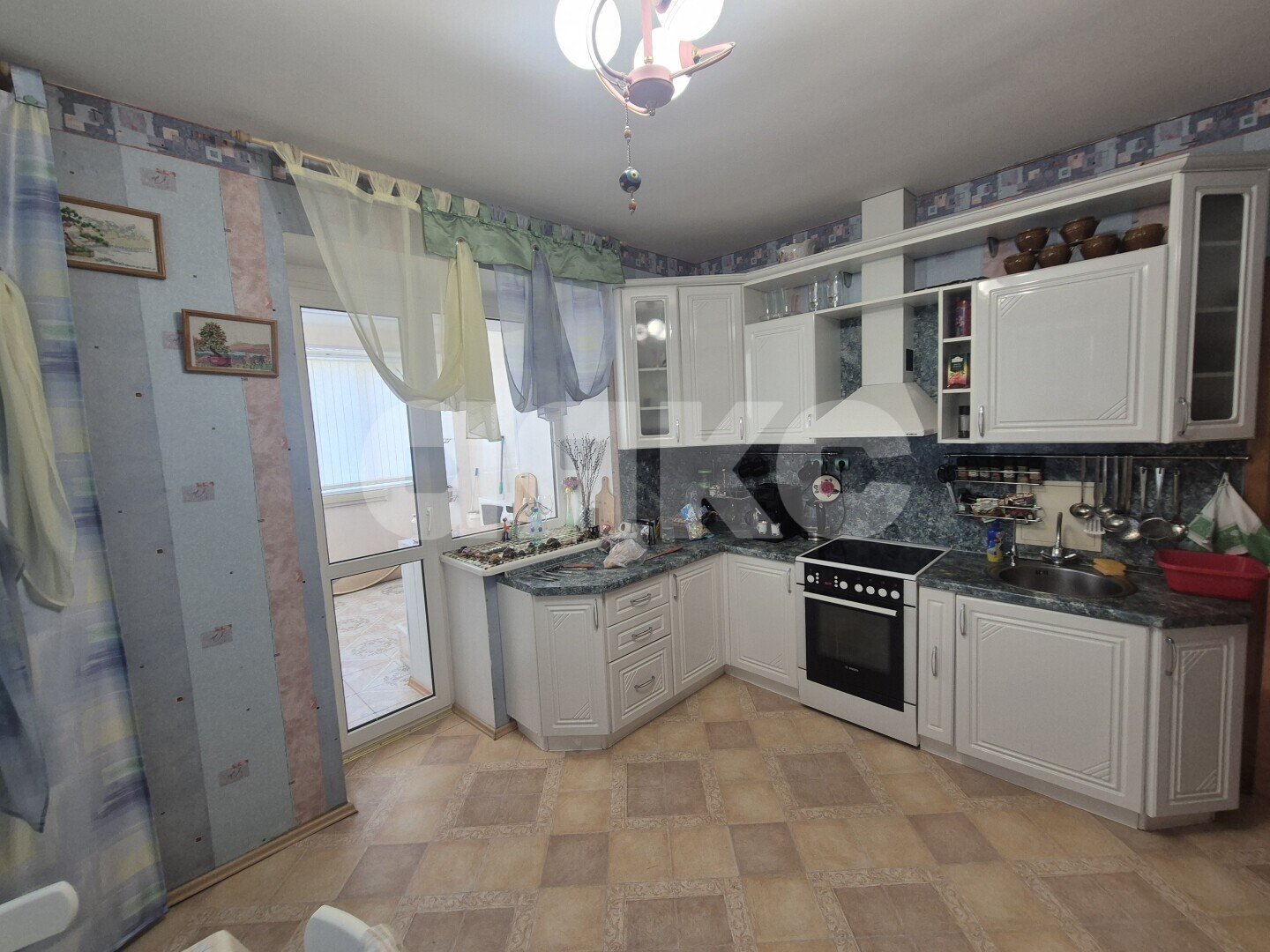 Фото №2: 2-комнатная квартира 90&nbsp;м², 7/9&nbsp;эт. - Волгоград, р. Красноармейский, б-р Энгельса, 34Д