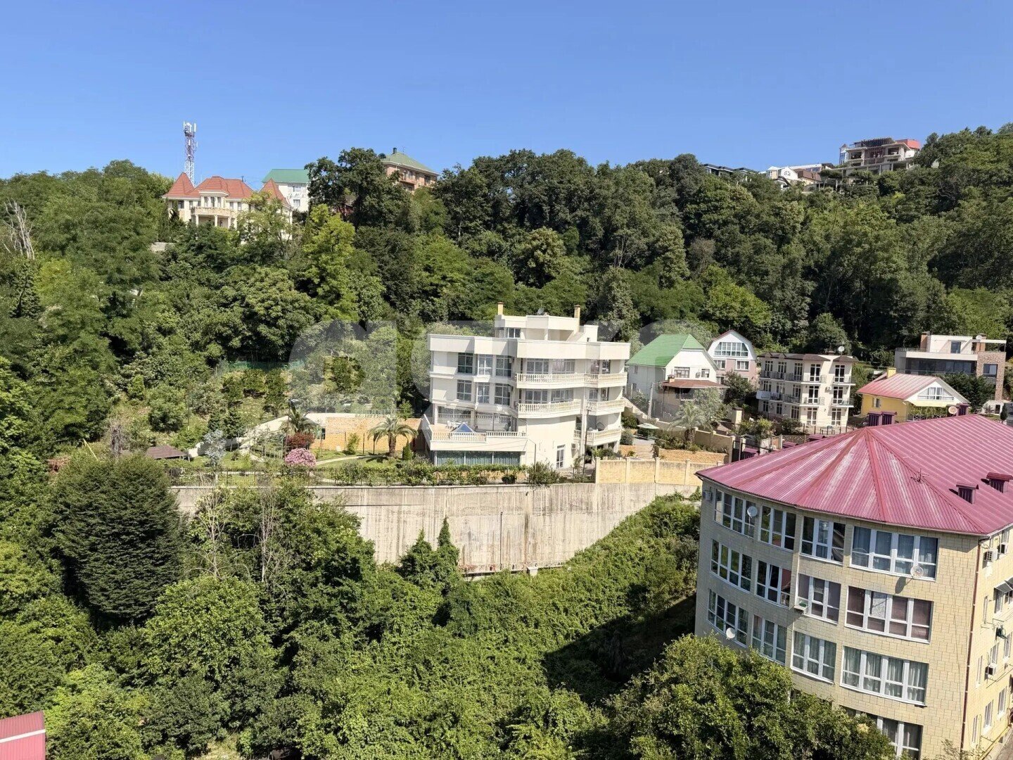 Фото №24: 2-комнатная квартира 40&nbsp;м², 11/15&nbsp;эт. - Сочи, Центральный, мкр. Мамайка, ул. Виноградная, 206