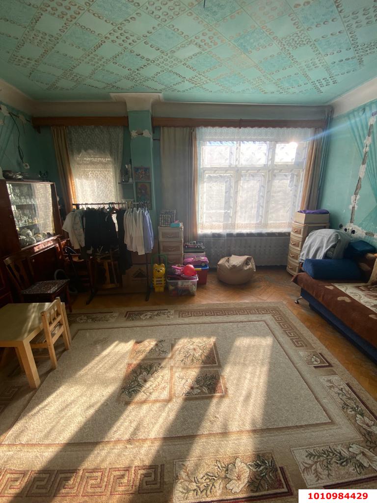 Фото №3: 3-комнатная квартира 74&nbsp;м², 2/4&nbsp;эт. - Краснодар, Западный внутригородской округ, мкр. Центральный, ул. Красная, 15