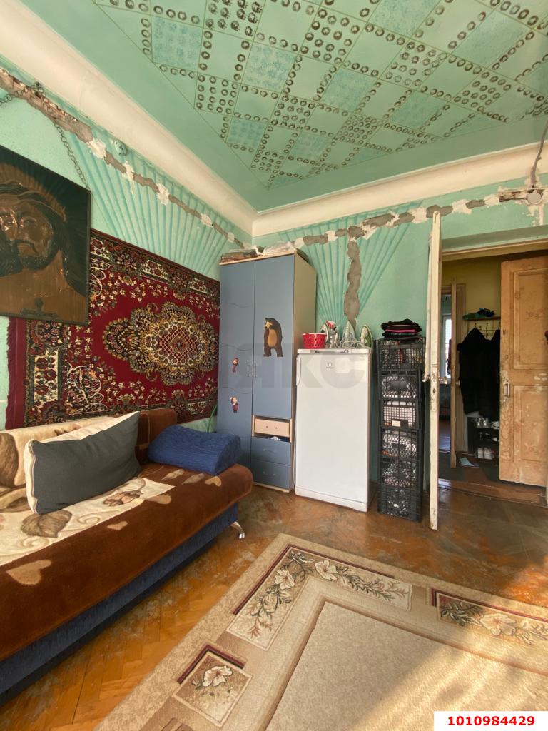 Фото №4: 3-комнатная квартира 74&nbsp;м², 2/4&nbsp;эт. - Краснодар, Западный внутригородской округ, мкр. Центральный, ул. Красная, 15