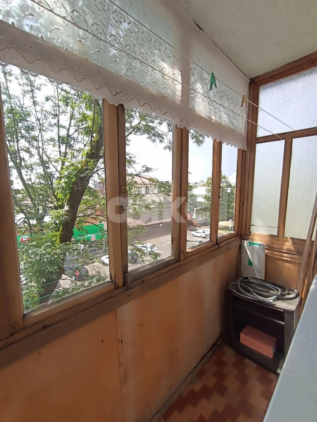 Фото №10: 4-комнатная квартира 67&nbsp;м², 4/5&nbsp;эт. - Майкоп, мкр. Центр, ул. Ленина, 4