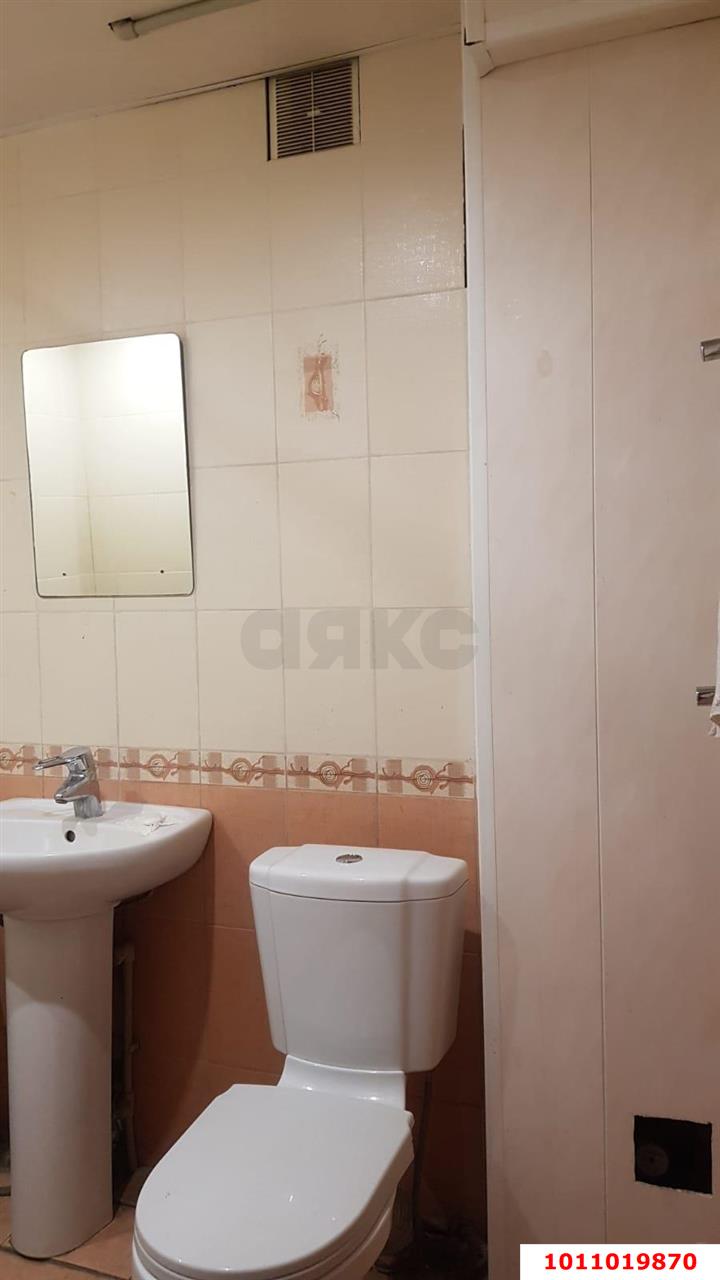 Фото №4: 2-комнатная квартира 47&nbsp;м², 4/5&nbsp;эт. - Краснодар, Прикубанский внутригородской округ, мкр. Фестивальный, ул. Гагарина, 85