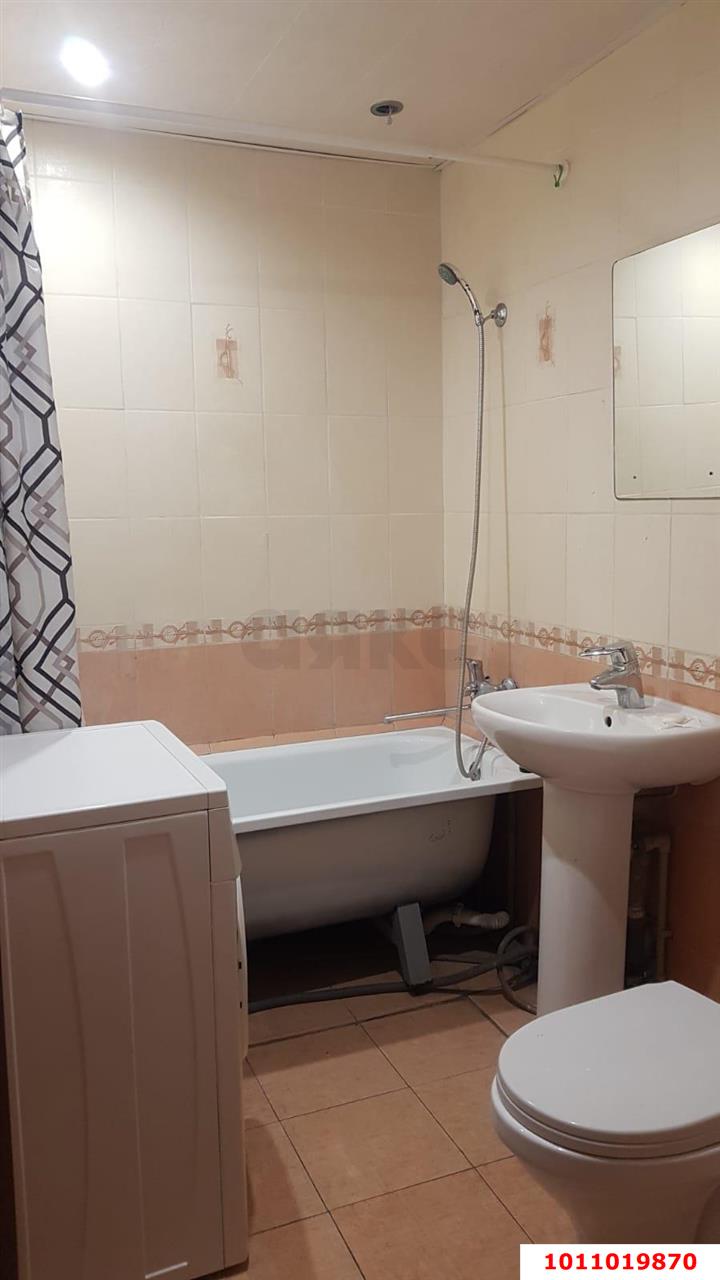 Фото №3: 2-комнатная квартира 47&nbsp;м², 4/5&nbsp;эт. - Краснодар, Прикубанский внутригородской округ, мкр. Фестивальный, ул. Гагарина, 85
