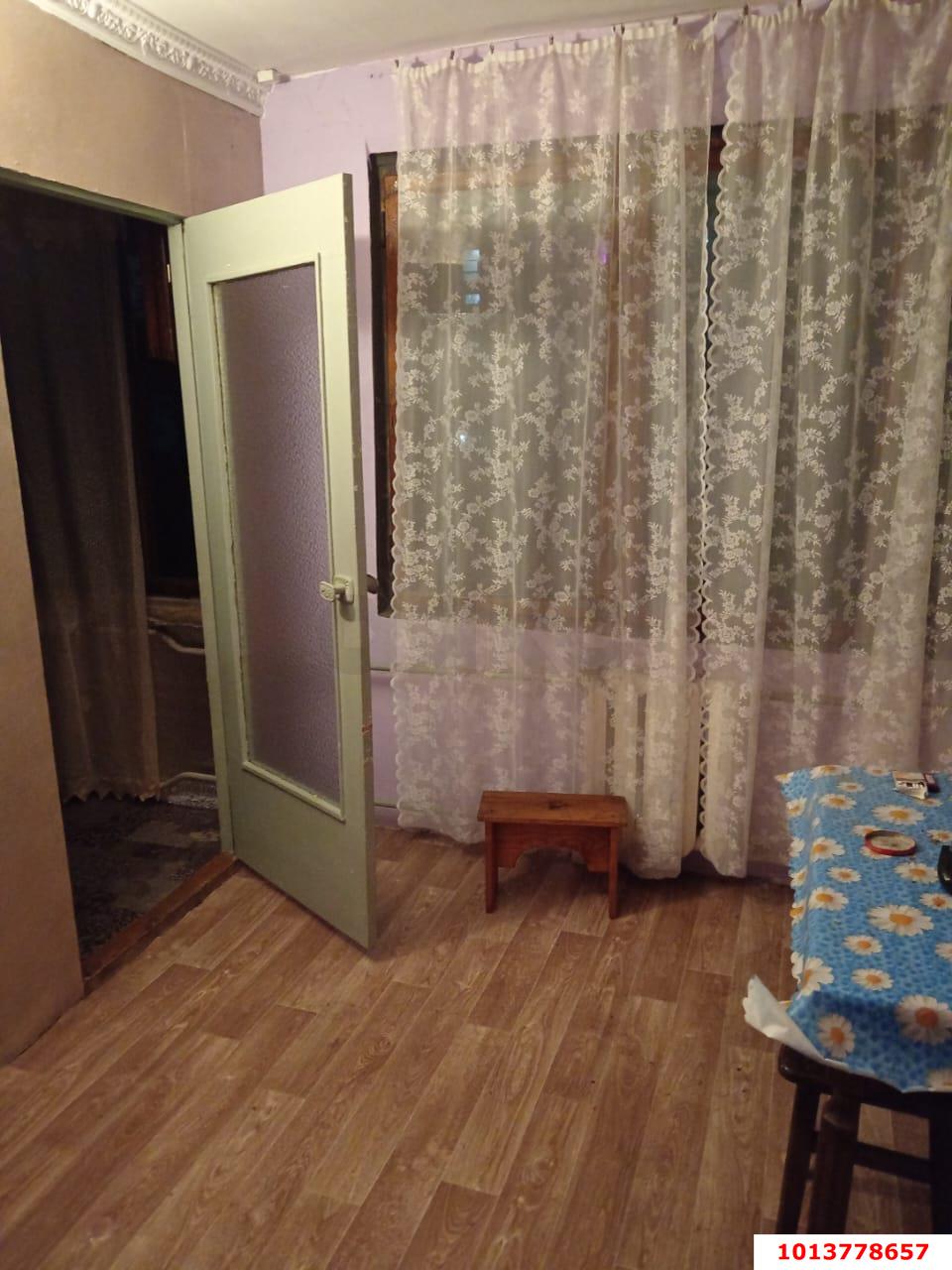 Фото №12: 3-комнатная квартира 57&nbsp;м², 1/5&nbsp;эт. - Новороссийск, р. Центральный, пр-кт Ленина, 22