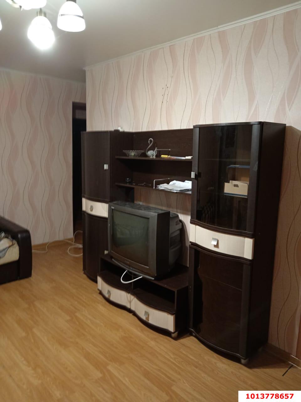Фото №11: 3-комнатная квартира 57&nbsp;м², 1/5&nbsp;эт. - Новороссийск, р. Центральный, пр-кт Ленина, 22