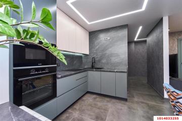 Фото №1: 2-комнатная квартира 56 м², 8/10 эт. - Краснодар, мкр. Камвольно-суконный Комбинат, ул. Сормовская, 9