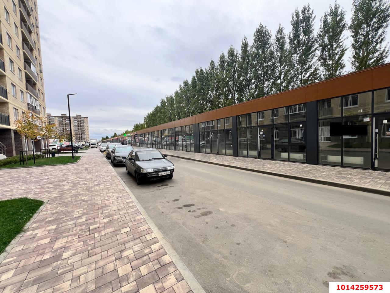 Фото №2: Торговое помещение 30&nbsp;м², 1/1&nbsp;эт. - Краснодар, Прикубанский внутригородской округ, мкр. жилой комплекс Дыхание, ул. Лётчика Позднякова, 2сВ